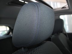 2012款 两厢 1.5L 自动 动感限量版
