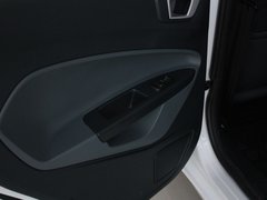 2012款 两厢 1.5L 自动 动感限量版