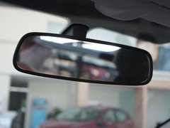 2012款 两厢 1.5L 自动 动感限量版