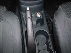 2012款 两厢 1.5L 自动 动感限量版