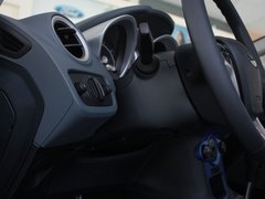 2012款 两厢 1.5L 自动 动感限量版