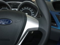 2012款 两厢 1.5L 自动 动感限量版