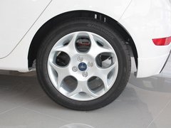 2012款 两厢 1.5L 自动 动感限量版