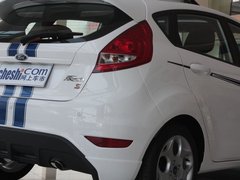 2012款 两厢 1.5L 自动 动感限量版