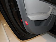 2012款 2.0 TFSI CVT 标准型