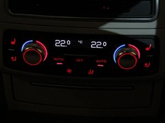 2012款 2.0 TFSI CVT 标准型