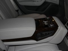 2012款 2.0 TFSI CVT 标准型