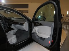 2012款 2.0 TFSI CVT 标准型