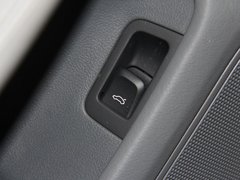 2012款 2.0 TFSI CVT 标准型