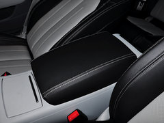 2012款 2.0 TFSI CVT 标准型