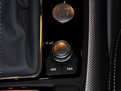 2012款 2.0 TFSI CVT 标准型
