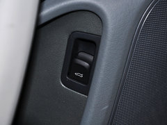 2012款 2.0 TFSI CVT 标准型