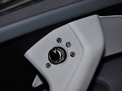 2012款 2.0 TFSI CVT 标准型