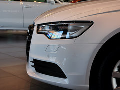 2012款 2.0 TFSI CVT 标准型