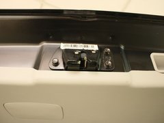 2012款 2.0T 手动 四驱豪华版 5座
