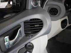 2012款 2.0T 手动 四驱豪华版 5座