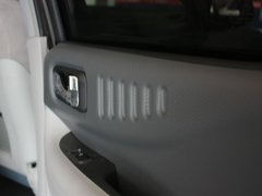 2012款 2.0T 手动 四驱豪华版 5座