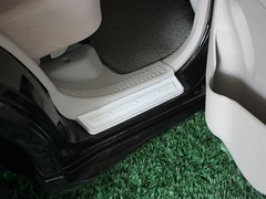2012款 2.0T 手动 四驱豪华版 5座
