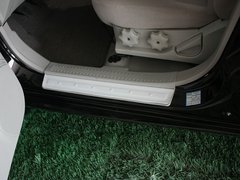 2012款 2.0T 手动 四驱豪华版 5座