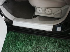 2012款 2.0T 手动 四驱豪华版 5座