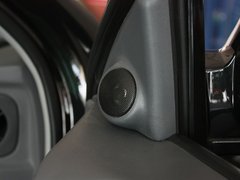 2012款 2.0T 手动 四驱豪华版 5座