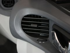 2012款 2.0T 手动 四驱豪华版 5座