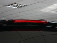 2012款 2.0T 手动 四驱豪华版 5座