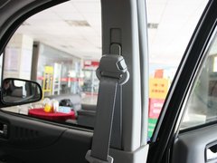 2012款 2.0T 手动 四驱豪华版 5座