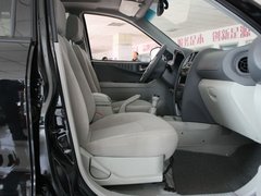 2012款 2.0T 手动 四驱豪华版 5座