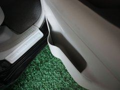 2012款 2.0T 手动 四驱豪华版 5座