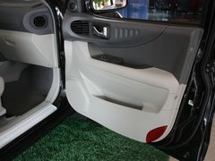 2012款 2.0T 手动 四驱豪华版 5座