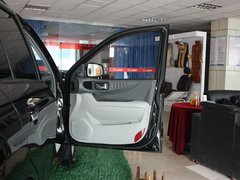 2012款 2.0T 手动 四驱豪华版 5座