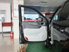 2012款 2.0T 手动 四驱豪华版 5座
