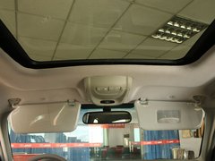 2012款 2.0T 手动 四驱豪华版 5座