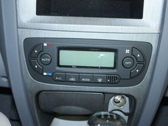 2012款 2.0T 手动 四驱豪华版 5座