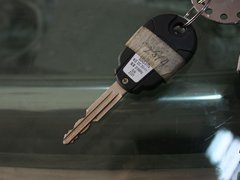2012款 2.0T 手动 四驱豪华版 5座