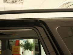 2012款 2.0T 手动 四驱豪华版 5座