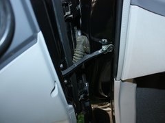 2012款 2.0T 手动 四驱豪华版 5座
