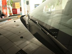 2012款 2.0T 手动 四驱豪华版 5座