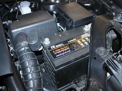 2012款 2.0T 手动 四驱豪华版 5座