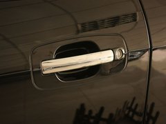 2012款 2.0T 手动 四驱豪华版 5座