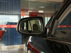 2012款 2.0T 手动 四驱豪华版 5座