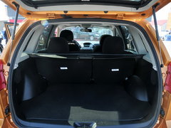 2012款 1.9T 手动 柴油两驱豪华型 5座