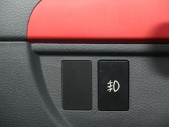 2012款 1.0 手动 豪华型