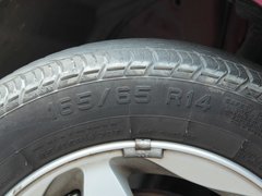 2012款 1.0 手动 豪华型