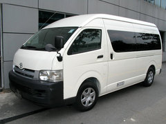 2011款 HIACE 2.7L 手动 标准版 13座