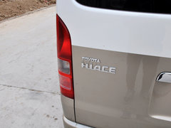 2011款 HIACE 2.7L 自动 标准版 13座