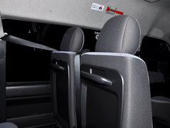 2011款 HIACE 2.7L 自动 标准版 13座