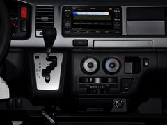 2011款 HIACE 2.7L 自动 标准版 13座