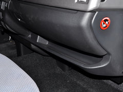 2011款 HIACE 2.7L 自动 标准版 13座